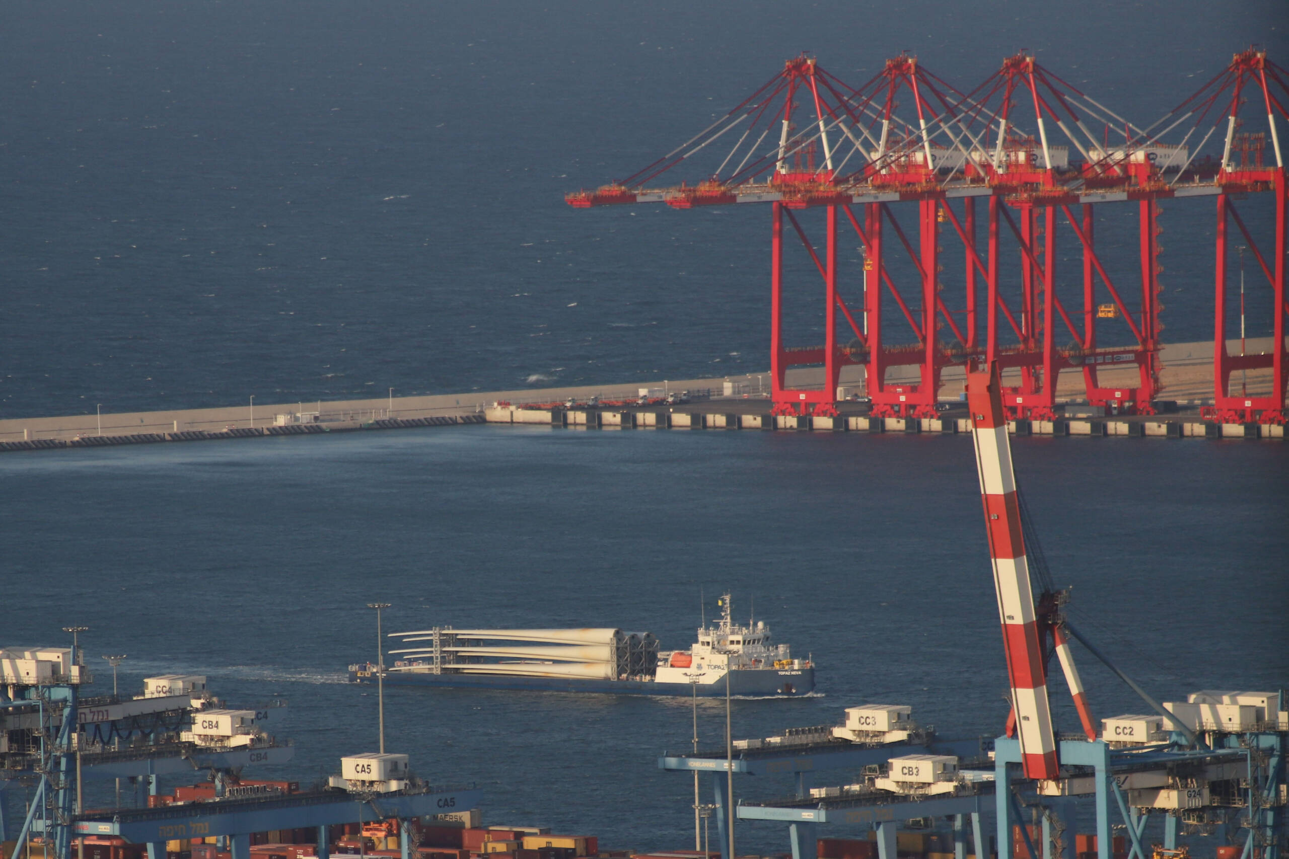 How Wind Turbine Blades Are Transported